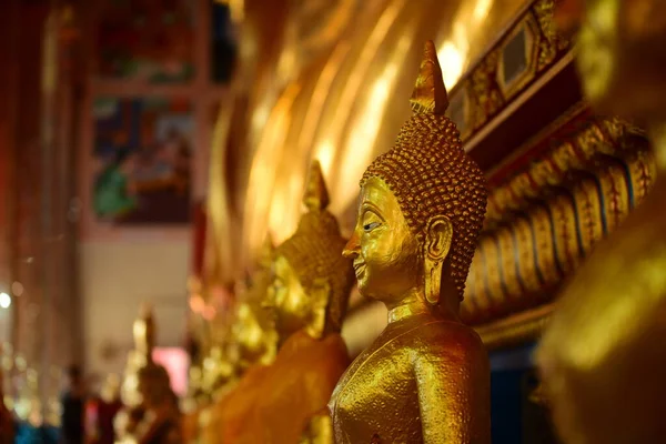 Золотий Статуя Будди Храмі Таїланд — стокове фото