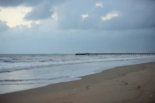 Blick Auf Strand Und Meer Den Frühen Morgenstunden — Stockfoto