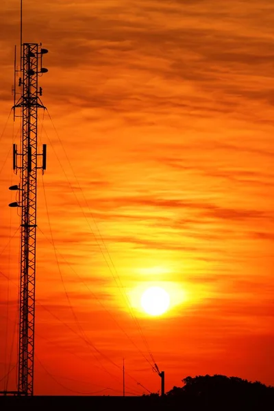 Bild Solnedgång City Centrum Affärsområde Solnedgång Skyline Trådlös Telefonstolpe Och — Stockfoto