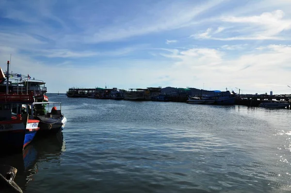 Puerto Fluvial Ciudad Tailandesa — Foto de Stock