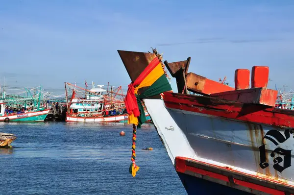 Uitzicht Thaise Vissershaven Een Heldere Heldere Dag — Stockfoto