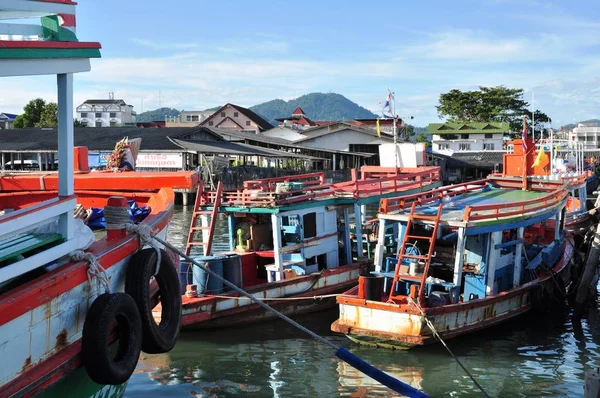 Vista Porto Pesca Tailandês Dia Claro Brilhante — Fotografia de Stock