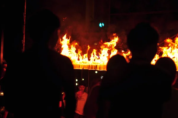 Desempenho Show Fogo Restaurante Beira Mar Tailândia Atração Turística — Fotografia de Stock