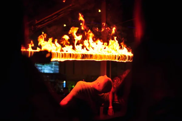 Fire Show Performance Beachfront Restaurant Thailand Tourist Attraction — Stock Photo, Image