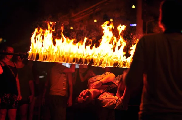 Fire Show Performance Beachfront Restaurant Thailand Tourist Attraction — Stock Photo, Image