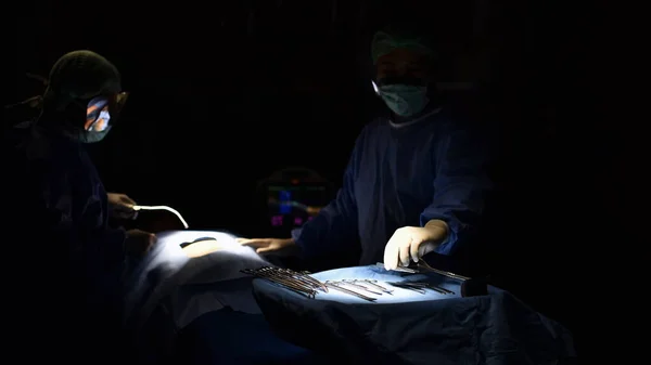 Surgeon Operation Room Laptop Lights — Stock Photo, Image