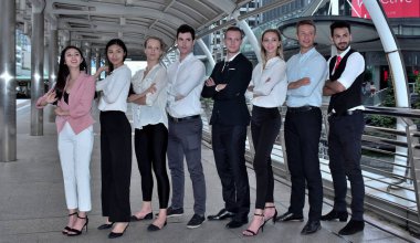 Şehirdeki iş ekibi.