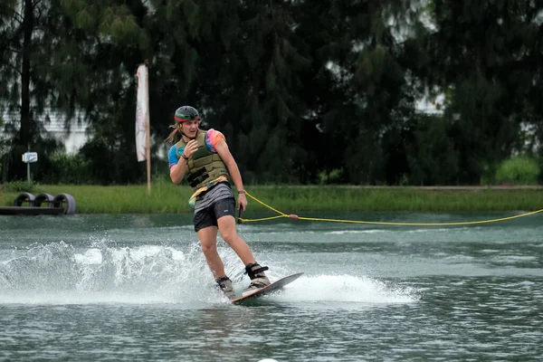 Oktober 2018 Thailand Man Wakeboarding Vatten Stadsparken — Stockfoto