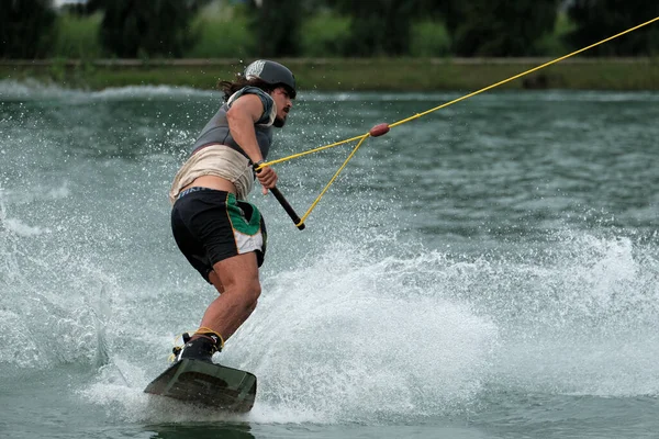 Outubro 2018 Tailândia Homem Está Wakeboarding Água Parque Cidade — Fotografia de Stock