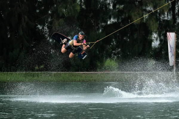 Oktober 2018 Thailand Man Wakeboarding Vatten Stadsparken — Stockfoto