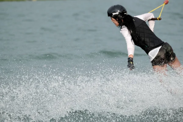 Oktober 2018 Thailand Mann Beim Wakeboarden Auf Dem Wasser Stadtpark — Stockfoto