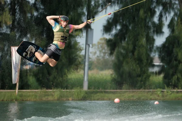 Oktober 2018 Thailand Man Wakeboarding Vatten Stadsparken — Stockfoto