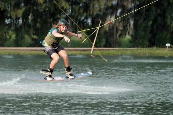 Oktober 2018 Thailand Man Wakeboarding Vatten Stadsparken — Stockfoto