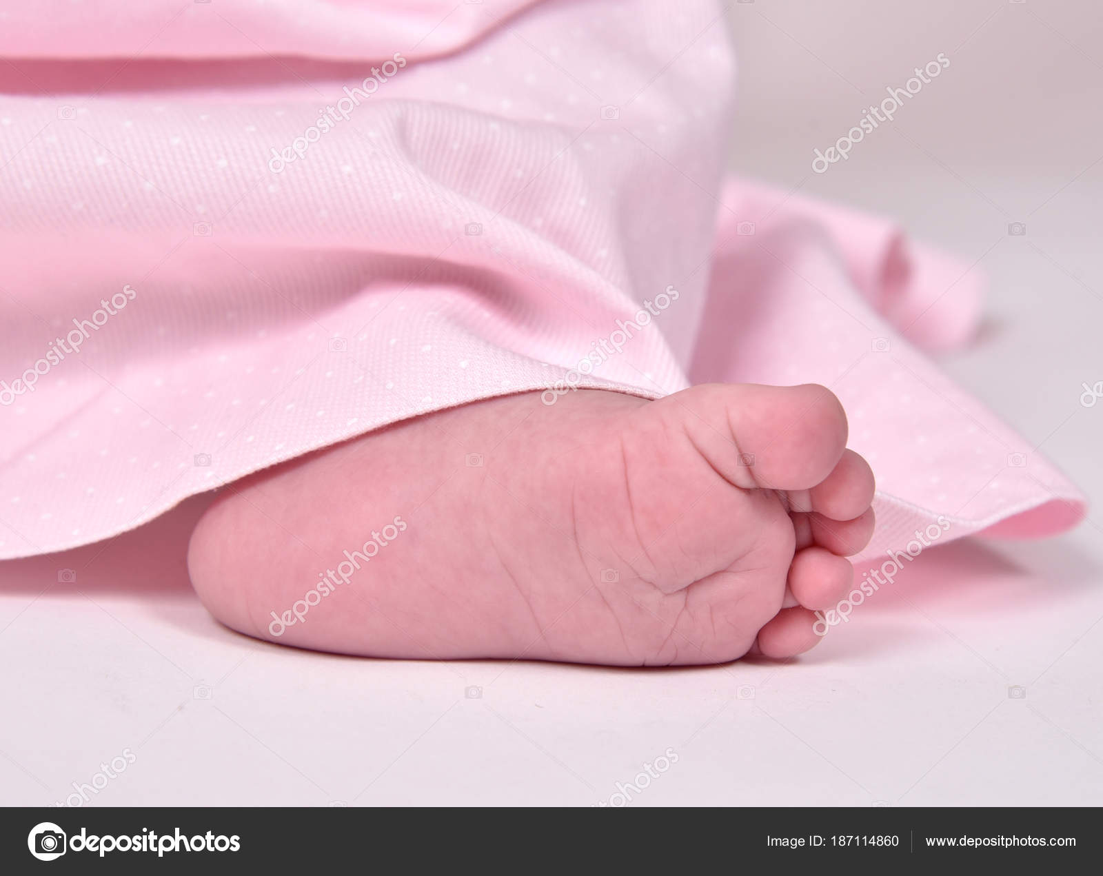 Petit Pied Bebe Rose Image Libre De Droit Par Viviloga C Petit Pied Bebe Rose Image Libre De Droit Par Viviloga C