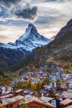 Zermatt ve matterhorn.