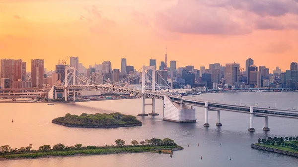 Tokio Stadsgezicht Van Tokio Japan Met Rainbow Bridge Tijdens Zonsondergang — Stockfoto