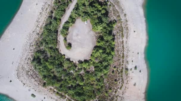 Αεροφωτογραφία Και Μεγέθυνση Της Blue Moon Valley Και Του Βουνού — Αρχείο Βίντεο