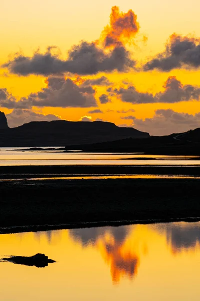 Belo Pôr Sol Inverno Sobre Loch Keal Ilha Orsa Ilha — Fotografia de Stock