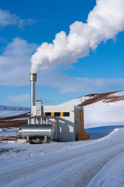 Nahaufnahme Winterblick Auf Das Geothermalkraftwerk Bjarnarflag Der Nähe Des Vulkans — Stockfoto