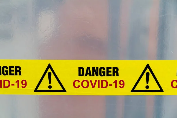 Bandes Avertissement Danger Covid Rouge Sur Fond Jaune — Photo