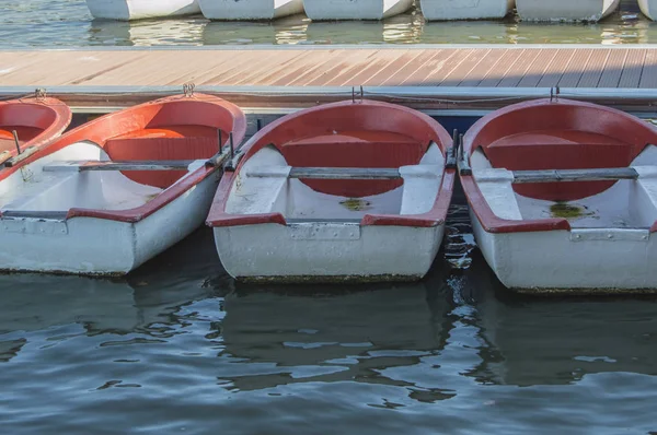 Три Гребних Човни Озері Каса Кампо Мадриді Іспанія — стокове фото