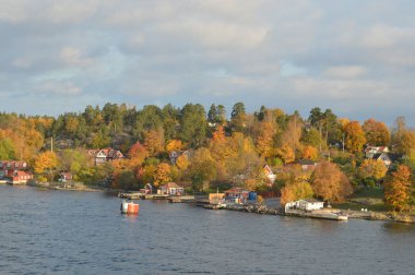 İsveç'te küçük ada sonbahar