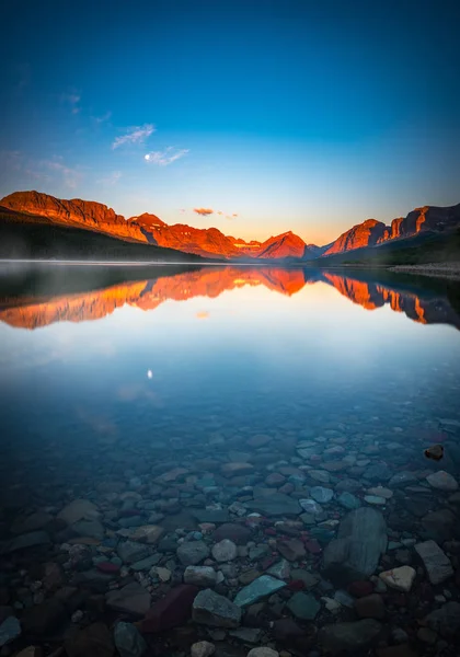 The Morning Tranquility with Full Moon — Stock Photo, Image