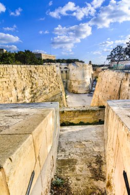 Valletta - Malta şehir surları