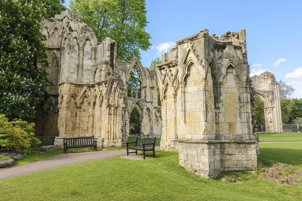 Ruinas de St Marys AbbeyYork, Reino Unido Imágenes De Stock Sin Royalties Gratis