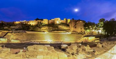 Roma Tiyatrosu ve Malaga Alcazaba kalede