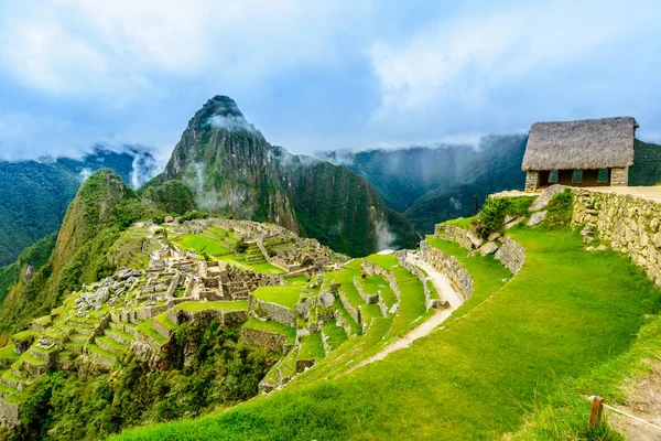 Antiga cidade incas de Machu Picchu. Peru — Fotografia de Stock