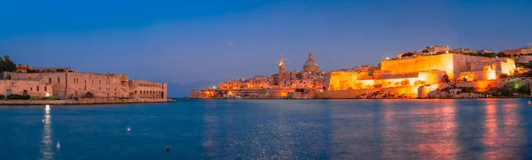 Valletta, Sliema, Malta: Panorama nad Marsamxett Harbour — Stock fotografie