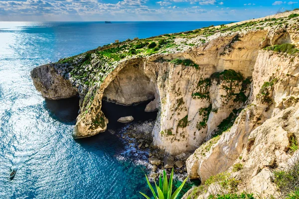 Blue Grotto, Malta, jedną z atrakcji przyrodniczych — Zdjęcie stockowe