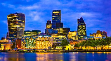 London, Büyük Britanya, İngiltere: Cityscape Southwark, Thames Nehri etrafında