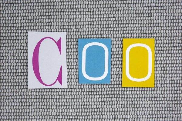 COO (Chief Operating Officer) akronym på grå bakgrund — Stockfoto