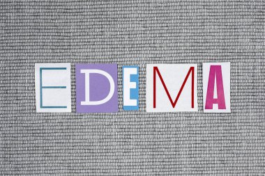 ödem kelime gri arka plan üzerinde