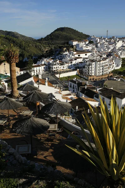 Frigiliana-een van de prachtige Spaanse witte dorpen in Andalusië, Costa del Sol — Stockfoto