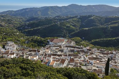 kırsal manzara-Frigiliana Andalusia, Costa del Sol, İspanya güzel İspanyol yerleşim blancos biri