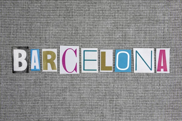 Mot Barcelone sur fond gris — Photo