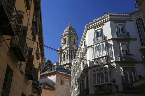 Architectuur van de oude stad Malaga met kathedraal, Andalusië, Costa del Sol, Spanje — Stockfoto
