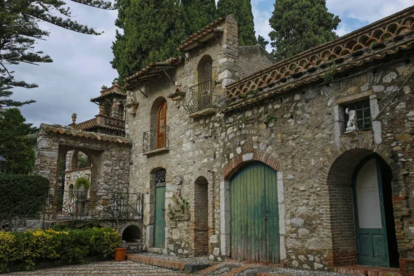 Giardini Pubblici - Villa Comunale, parco pubblico a Taormina, Sicilia — Foto Stock