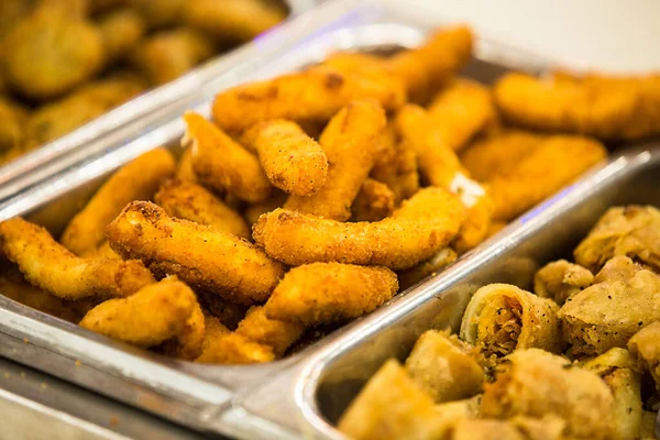 Lezzetli kızarmış Hint Fast food, balık kroket, arka plan