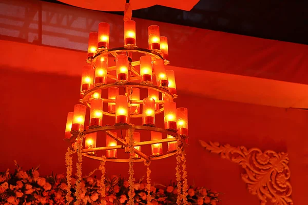 Lámparas Elegantes Cristal Candelabros Vintage Decoración Boda Imagen —  Fotos de Stock