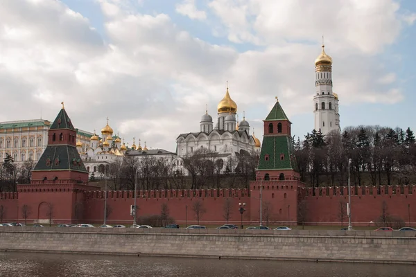 Moskva Ryssland Mars 2007 Utsikt Över Kreml Och Kreml Banvallen — Stockfoto