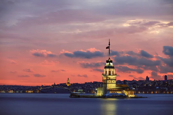 Sonnenuntergang Istanbul Mädchenturm Mit Schönem Himmel — Stockfoto