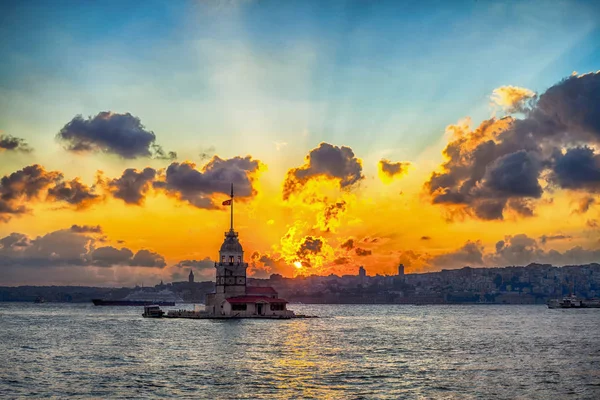 Türkiye Istanbul Kız Kulesi Panoramik Günbatımı Fotoğraf — Stok fotoğraf