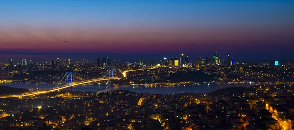 Türkei Istanbul Bosporus Brücke Nacht Panoramablick — Stockfoto