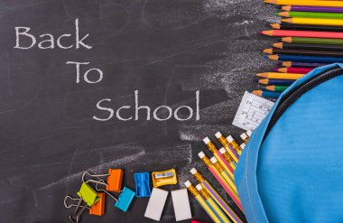 Okula dönüş, alışveriş çantaları, mavi öğrenci aksesuarları...