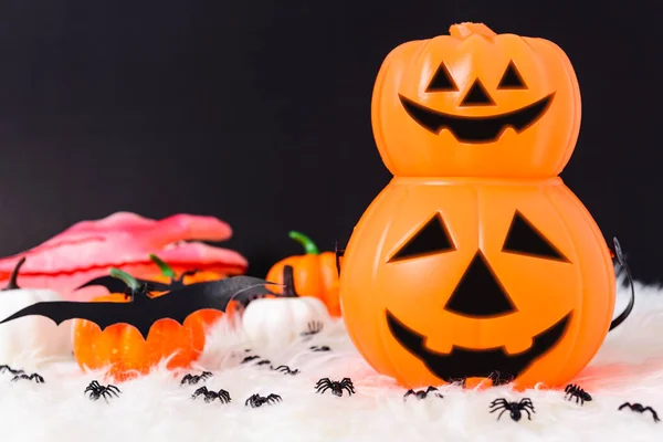 Тыквенный Джек жуткий, паук и летучая мышь на фото, Хэллоуин день conc — стоковое фото