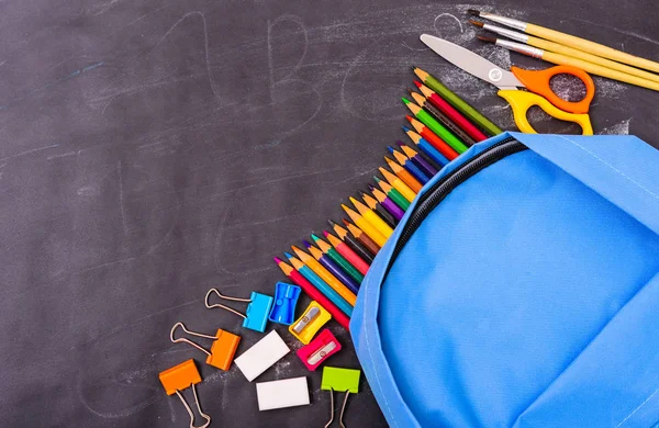Повернувшись Шкільного Торгового Рюкзака Accessories Students Blue Bag Задньому Плані — стокове фото
